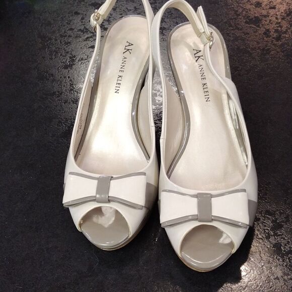 Anne Klein shoes - Picture 1 of 5